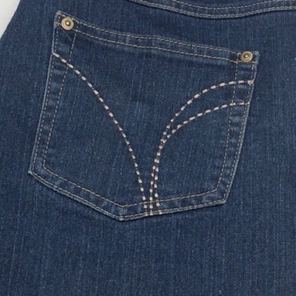 LIKE NEW SIMON CHANG STRAIGHT LEG JEANS 10/30x29 ⭐️ - Picture 11 of 12